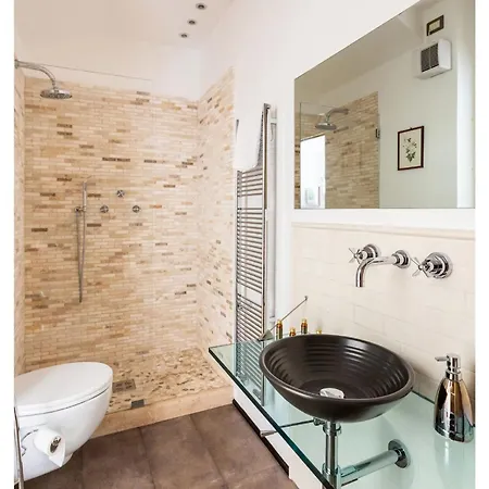 Апартаменты Liberty Townhouse Сиена