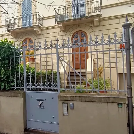 Апартаменты Liberty Townhouse